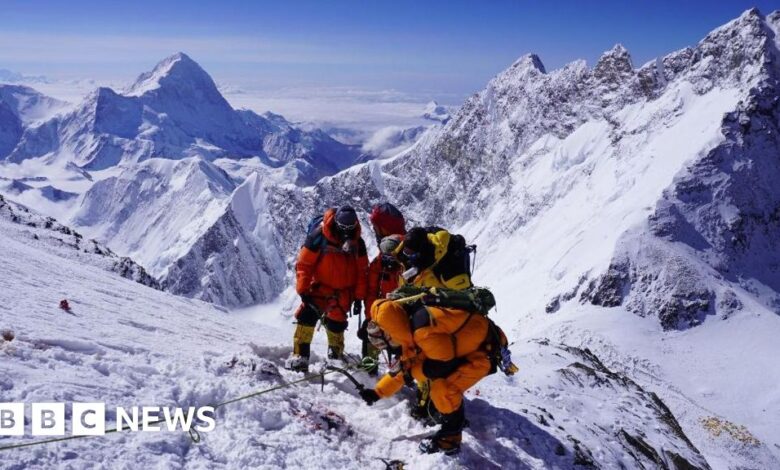 Bodies of climbers finally recovered from 'death zone'