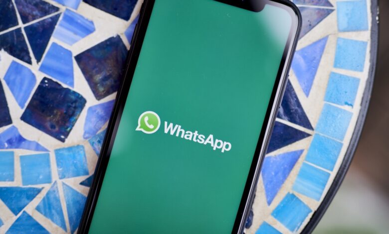 iPhone users get new WhatsApp widget for chatting, new camera improvements