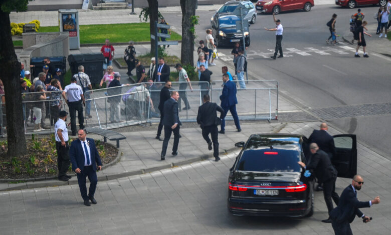 Live updates: Slovakian Prime Minister in 'life-threatening' condition after shooting