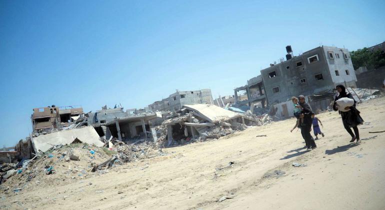 UNRWA said the Rafah exodus had surpassed 810,000 people