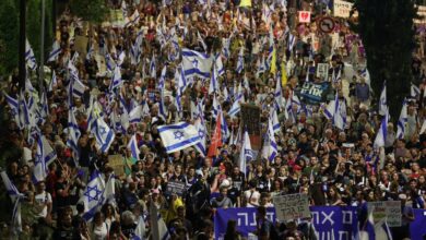 Israeli protesters hold mass in Jerusalem to call for elections