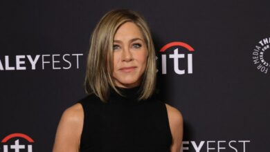 Jennifer Aniston chokes up thinking about 'Happy Tears' while thinking about 'Friends'