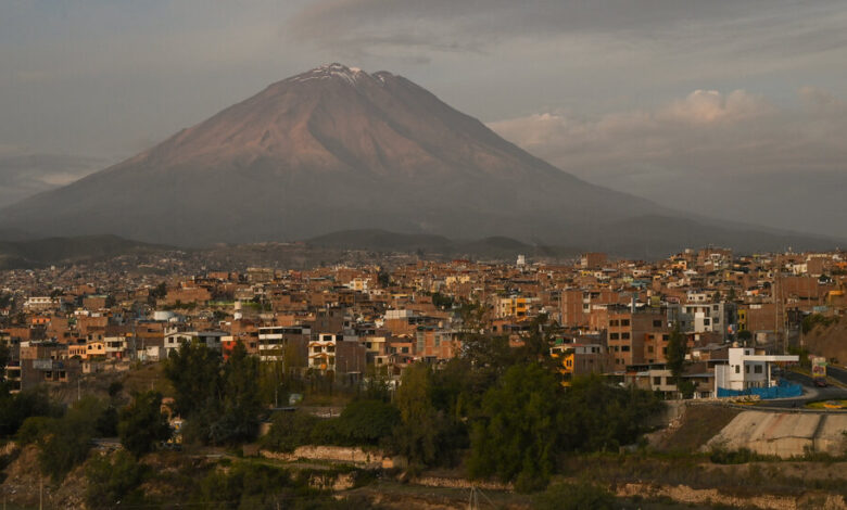 7.2 magnitude earthquake off the coast of Peru, tsunami warning issued