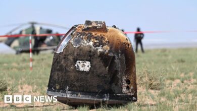 China's space probe returns with rare Moon rocks