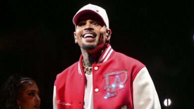 Chris Brown spreads meet and greet photos during the 11:11 tour