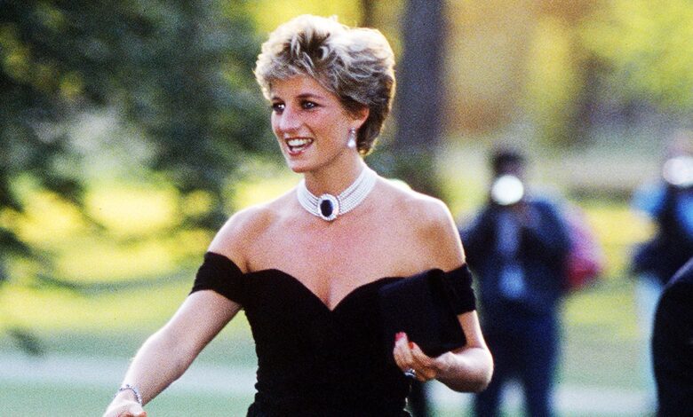 After separating from Charles, Princess Diana wanted to celebrate her independence day. The summer of 1994 was when her new life began