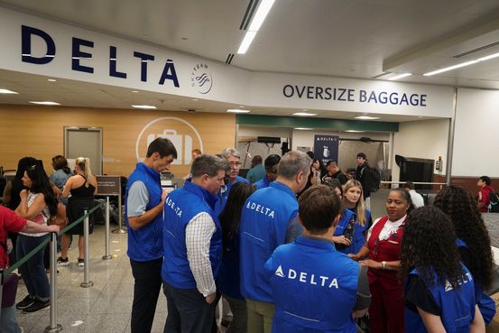 Delta struggles to regain footing after tech meltdown