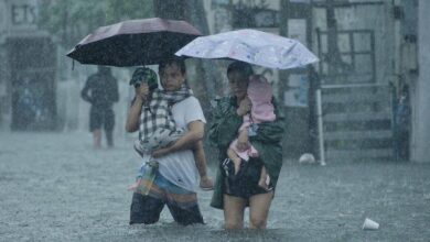 Oil tanker sinks, hundreds of thousands affected as 'super typhoon' hits Philippines