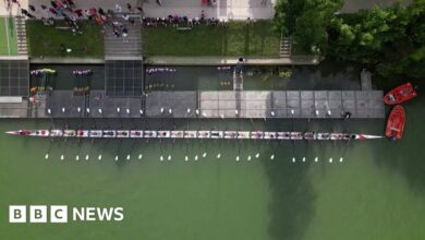 World's longest rowing boat joins Olympic torch relay