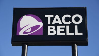 25-Year-Old Ohio Woman Is Reportedly Killed At Taco Bell Drive-Thru In Apparent Murder-Suicide