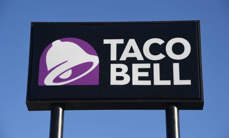 25-Year-Old Ohio Woman Is Reportedly Killed At Taco Bell Drive-Thru In Apparent Murder-Suicide