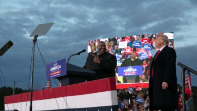 Trump campaigns in North Carolina after CNN investigation criticizes his gubernatorial pick