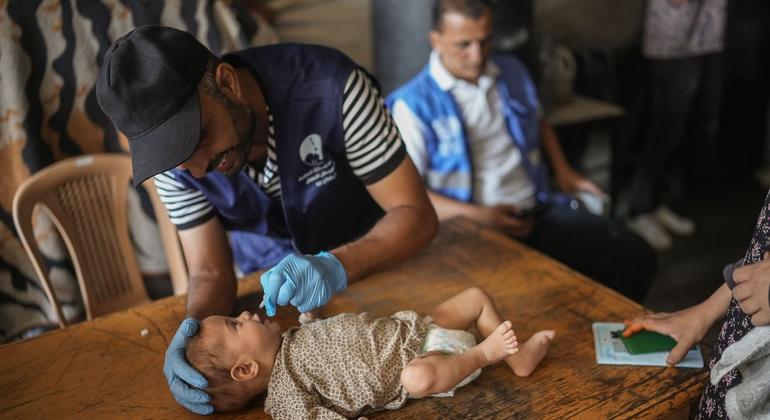 UN officials reiterate calls for peace as polio vaccination campaign in Gaza gets underway