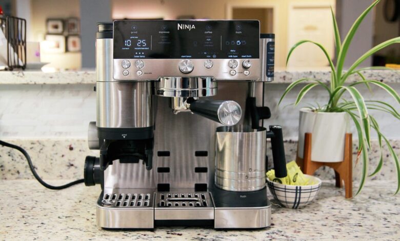 This 'Smart' Espresso Machine Turned My Morning Cup of Coffee into a Dream