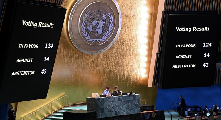 UN General Assembly demands Israel end 'illegal presence' in Occupied Palestinian Territory