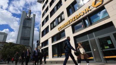 Commerzbank confirmed its independent strategy before negotiating with UniCredit