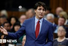 Justin Trudeau faces no-confidence vote in Canadian parliament