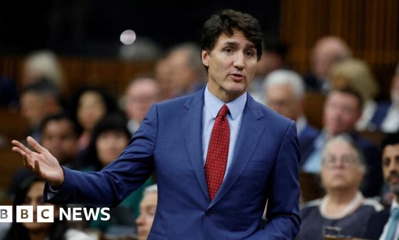 Justin Trudeau faces no-confidence vote in Canadian parliament