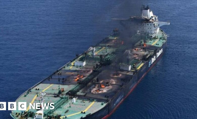 Operation to contain major Red Sea oil spill underway