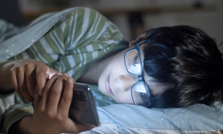 Are smartphones harmful to your child's development? Discover the alarming truth from an expert