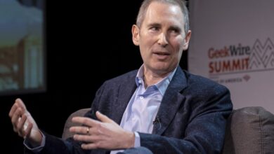 Angry Amazon employees are 'frenziedly applying' for new jobs after Andy Jassy's RTO assignment