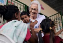 Pioneering women win top UNHCR awards for life-changing work