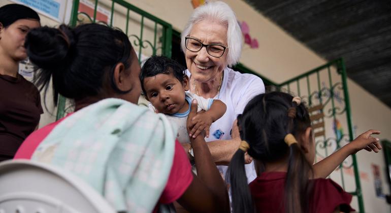 Pioneering women win top UNHCR awards for life-changing work