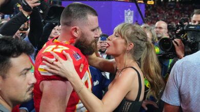 Taylor Swift will return to Chiefs game, Travis Kelce teases fans