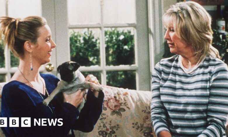 Lisa Kudrow leads the tributes to her Friends 'genius' mother