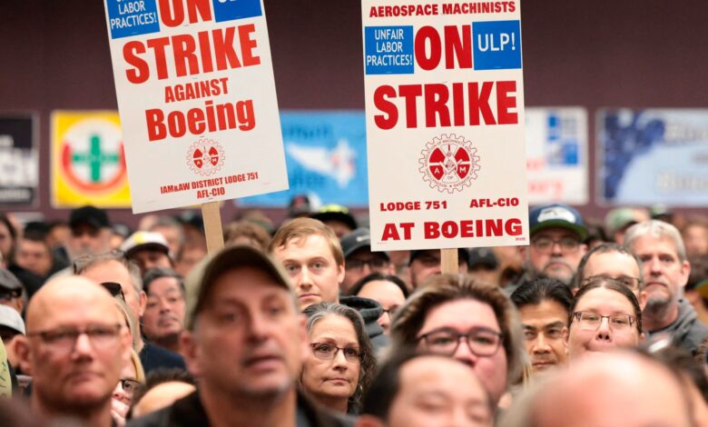 Boeing reaches tentative agreement with union to end month-long strike