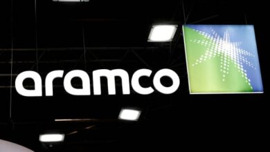 Saudi Aramco's profits fell due to weak oil prices