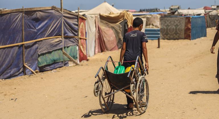 Gaza: Israel's war tactics condemned as aid remains blocked from reaching the north