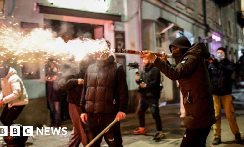 Thousands protest in Tbilisi after EU suspends tender