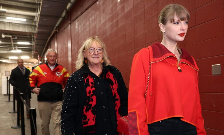 Taylor Swift and Donna Kelce attend the Kansas City Chiefs' game against the Las Vegas Raiders