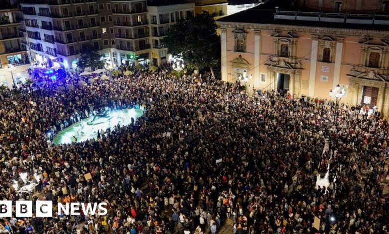 Tens of thousands of people protested, demanding the resignation of the regional head