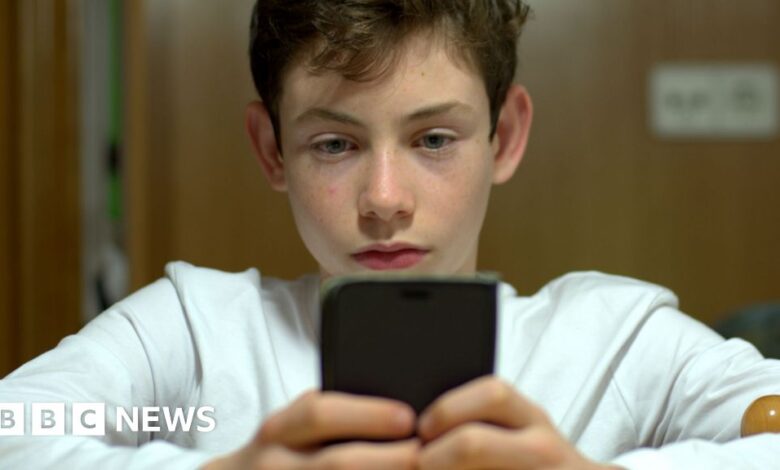 Australia's social media ban for under-16s approved by the Senate