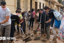 'Solidarity surges in Spain as anger grows over slow response to floods'