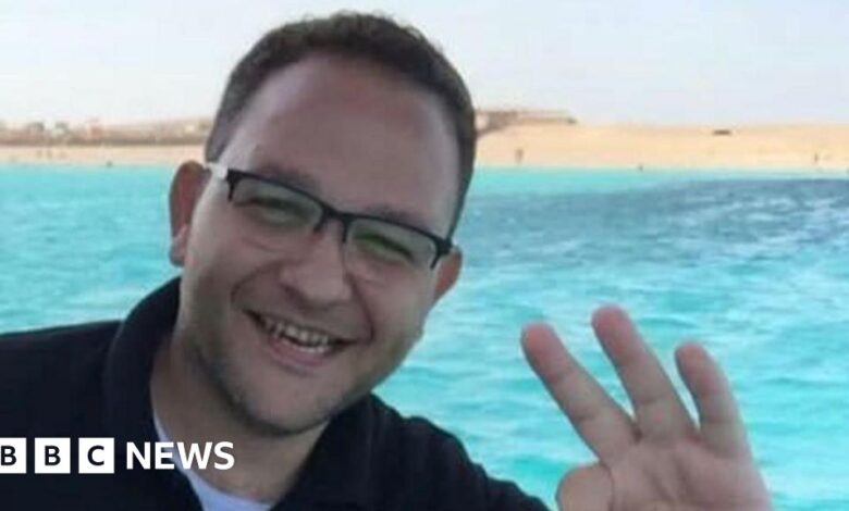 Diver saves nephew trapped in Egyptian boat capsizing