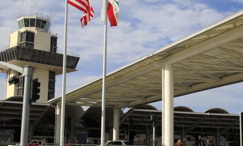 Federal judge orders Oakland airport to stop using 'San Francisco' in its name