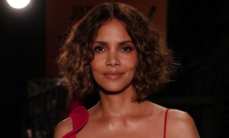 Felt Her? Halle Berry Talks Aging "Gracefully" Amid Beauty Trends Turning Women "Into Monsters" (VIDEO)