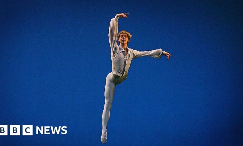 Russian ballet star Vladimir Shklyarov passed away at the age of 39