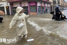 Málaga evacuates thousands of people as more flood warnings are issued