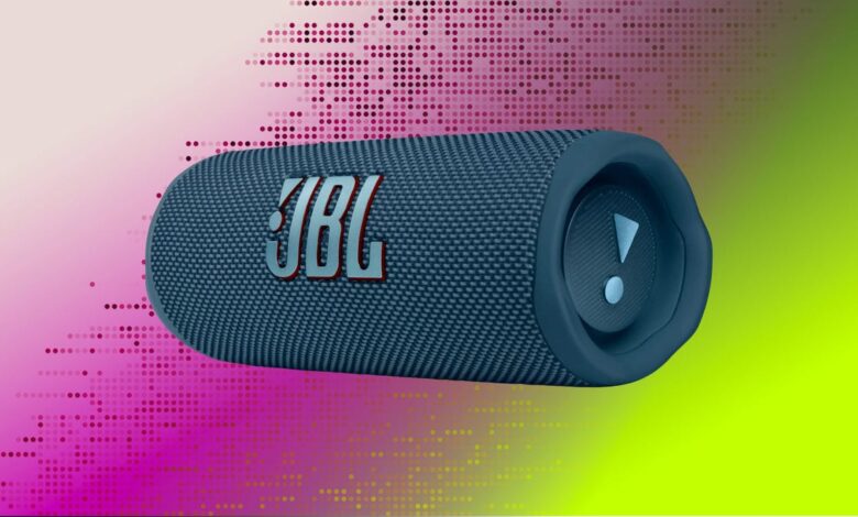 Get this $80 Black Friday deal on the JBL Flip 6 portable Bluetooth speaker