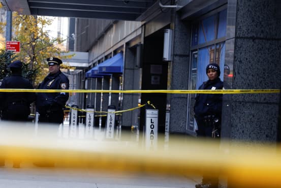 UnitedHealth Executive Shot to death outside Manhattan hotel