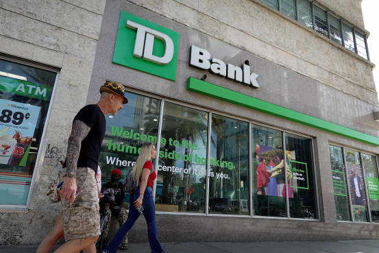 Toronto-Dominion Bank suspends growth targets as it reviews its business