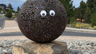 Oregon City Asks People to Please Stop Eyeing Public Art as Prank Becomes Tourist Attraction