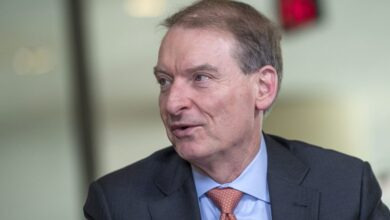 Trump chooses former regulator and cryptocurrency booster Paul Atkins to lead the Securities and Exchange Commission