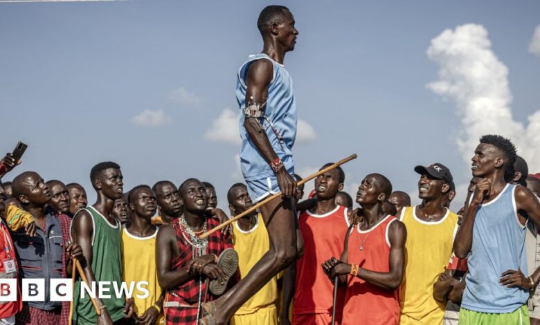 Warriors, water and white horses: Photos of the week