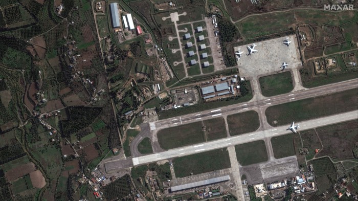 Satellite images of Hmeimim air base