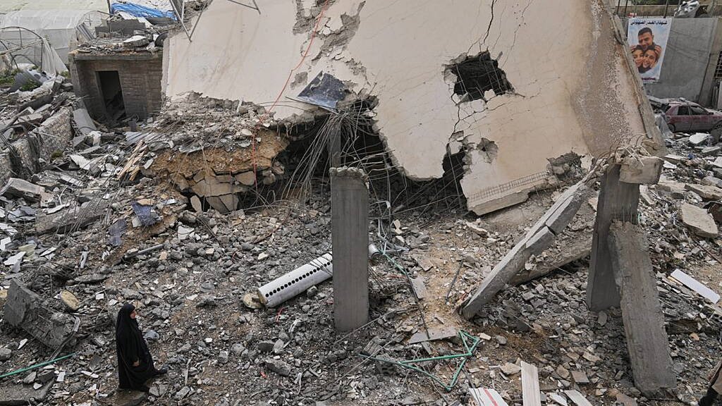 Crew member rescued after US fighter jet shot down in Iran – AP sources